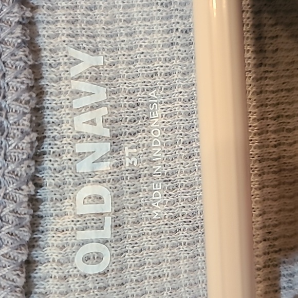 3T Toddler Old Navy Long Sleeve Thermal Knit T-Shirt - Picture 2 of 4